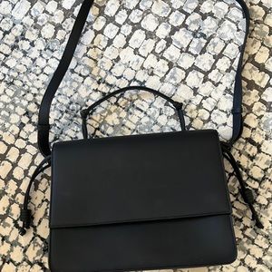 VON HOLZHAUSEN The Handheld includes tag and dust bag